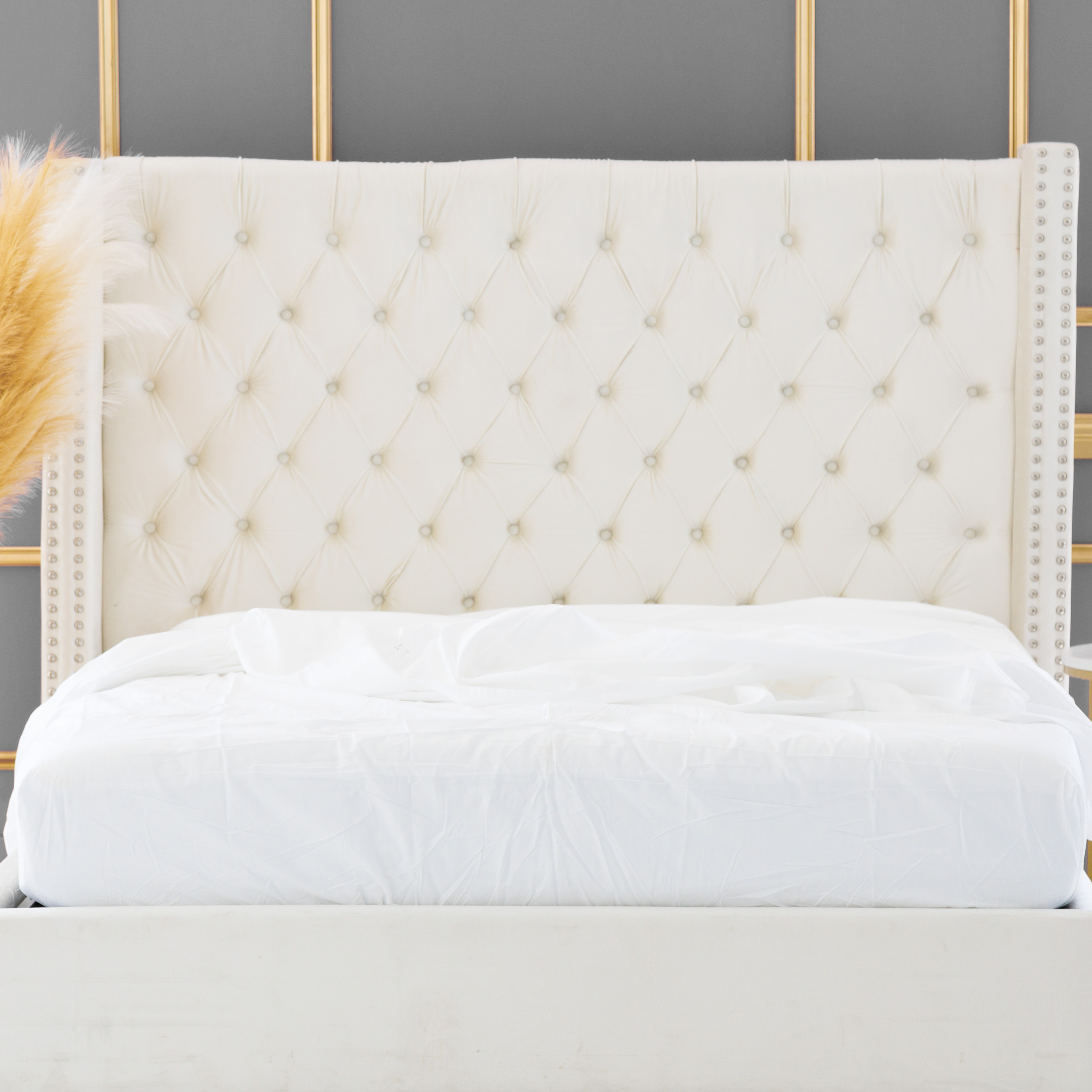 Trees & Hugs® - Luxe Seam White Organic Cotton Sateen Sheet set